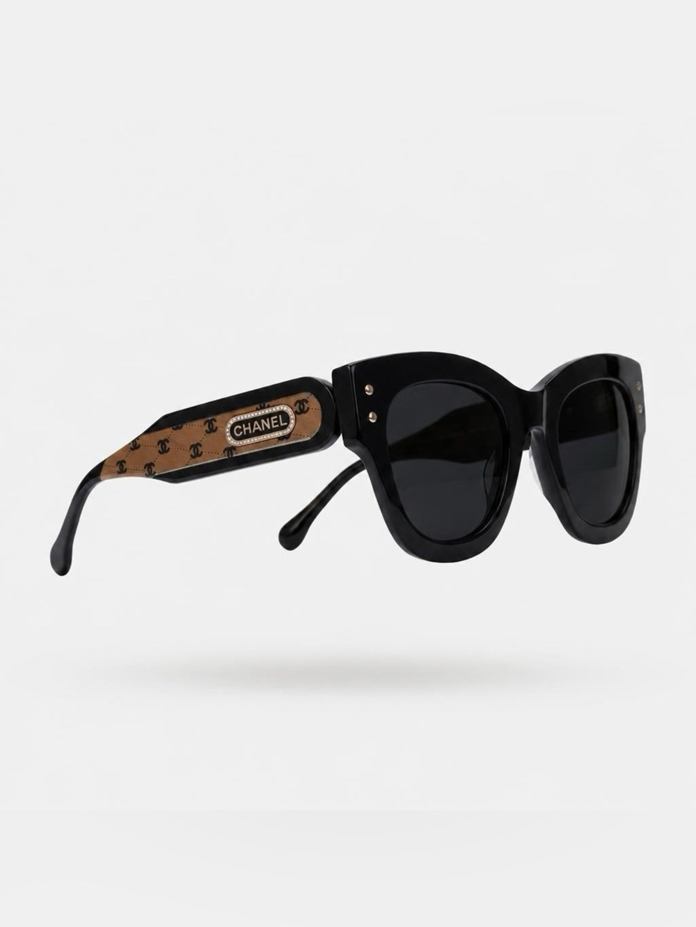 Black Fashion Sunglasses with Gold Temples